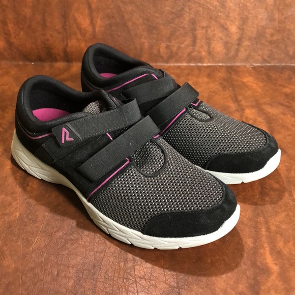 vionic athletic shoes